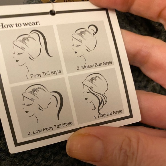 NWT Ponytail CC messy bun beanie hat. Dark Gray - Picture 3 of 8